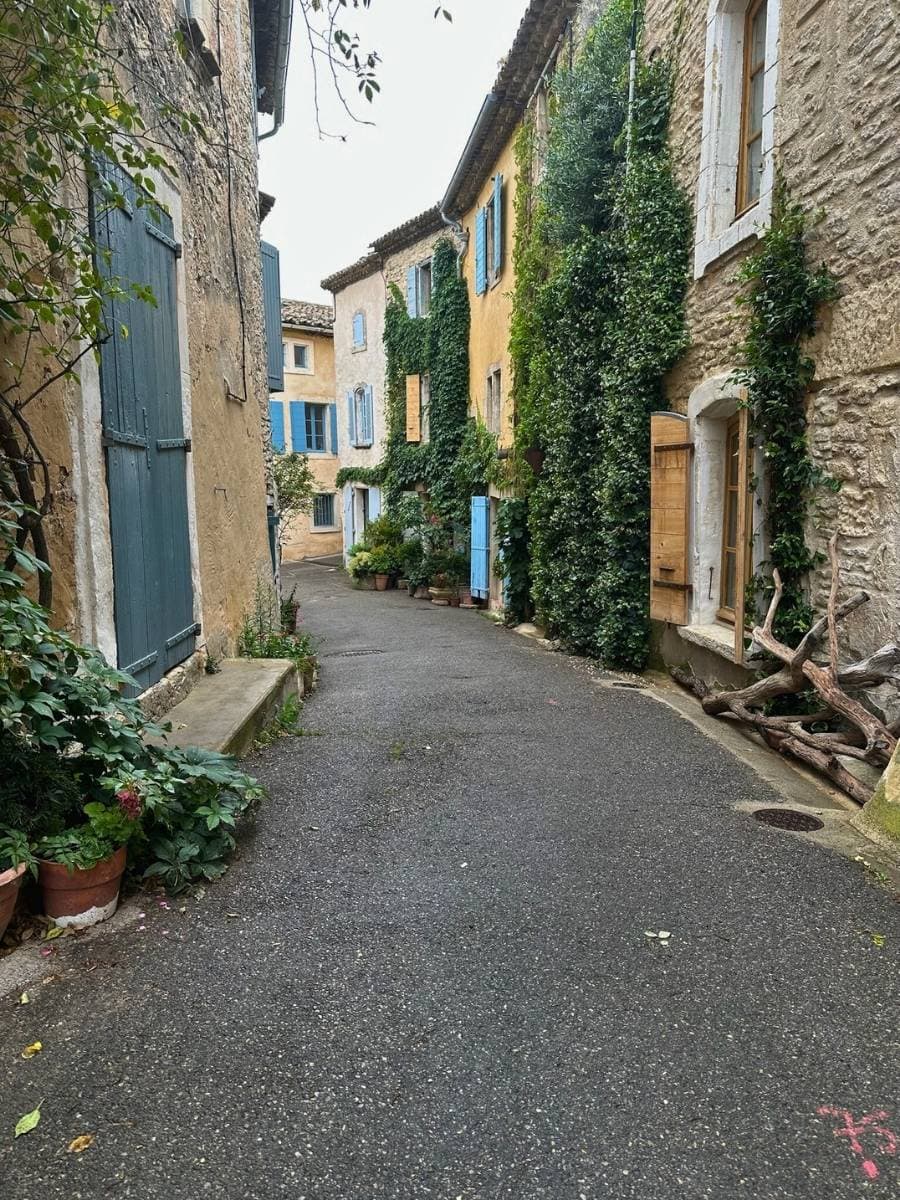 The beautiful village of Goult became more accessible to us thanks to renting a car in Provence